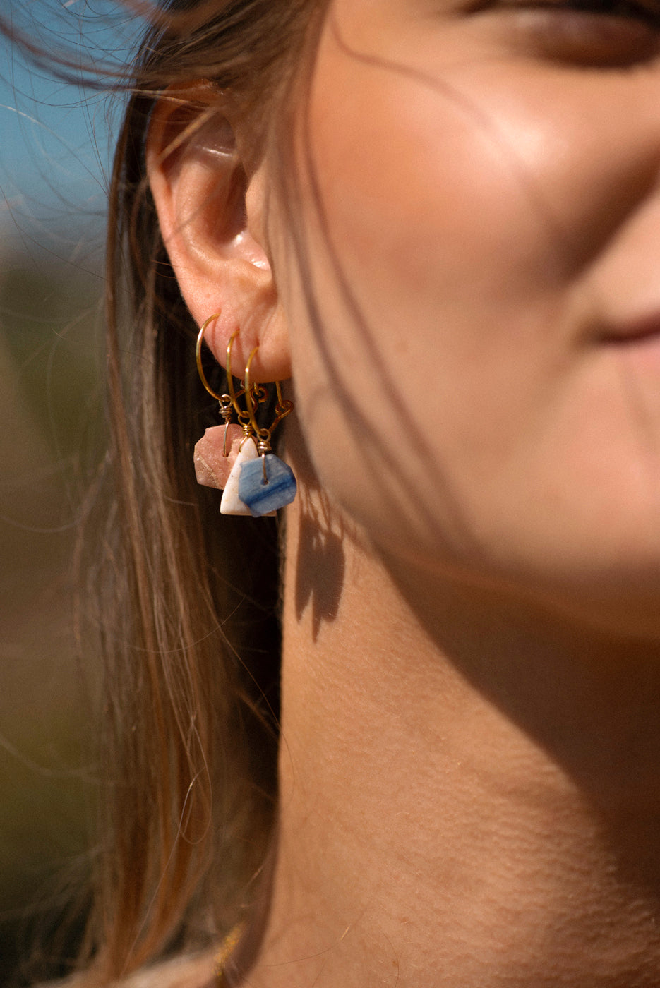 Losse oorbel Iris Kyaniet