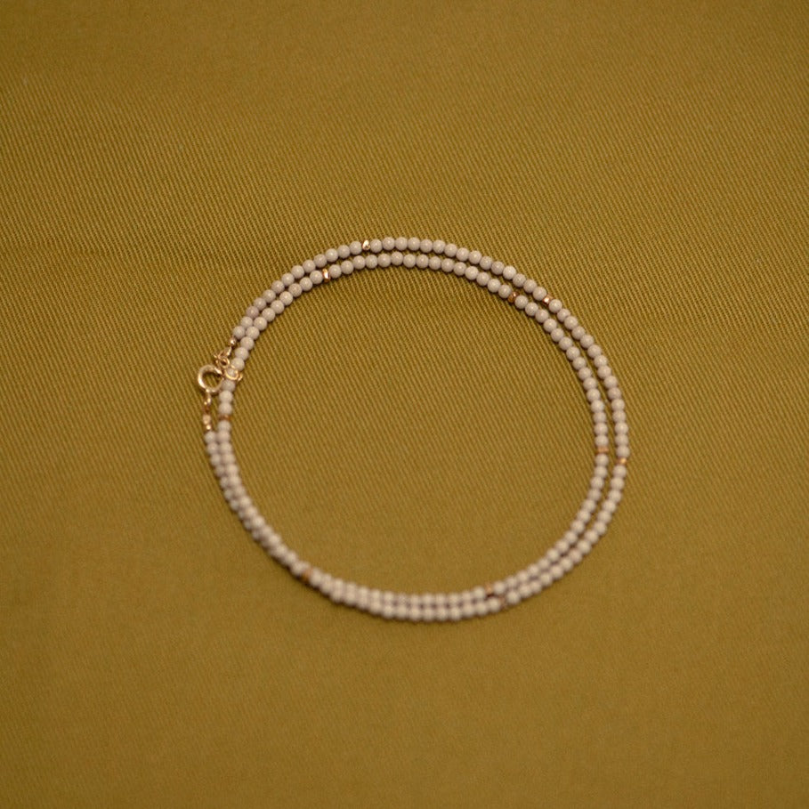 Shortie Amelie Beige